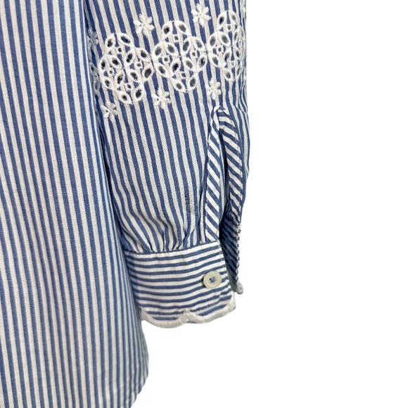 Talbots WM Striped Mock Necked Five Button Blouse with Embroidered Eyelet Detail - Picture 5 of 7